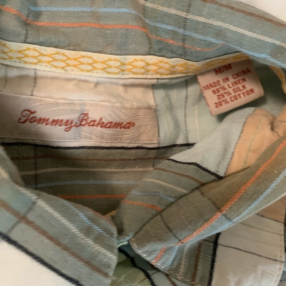 Tommy Bahama Button up camp shirt - Picture 3 of 5